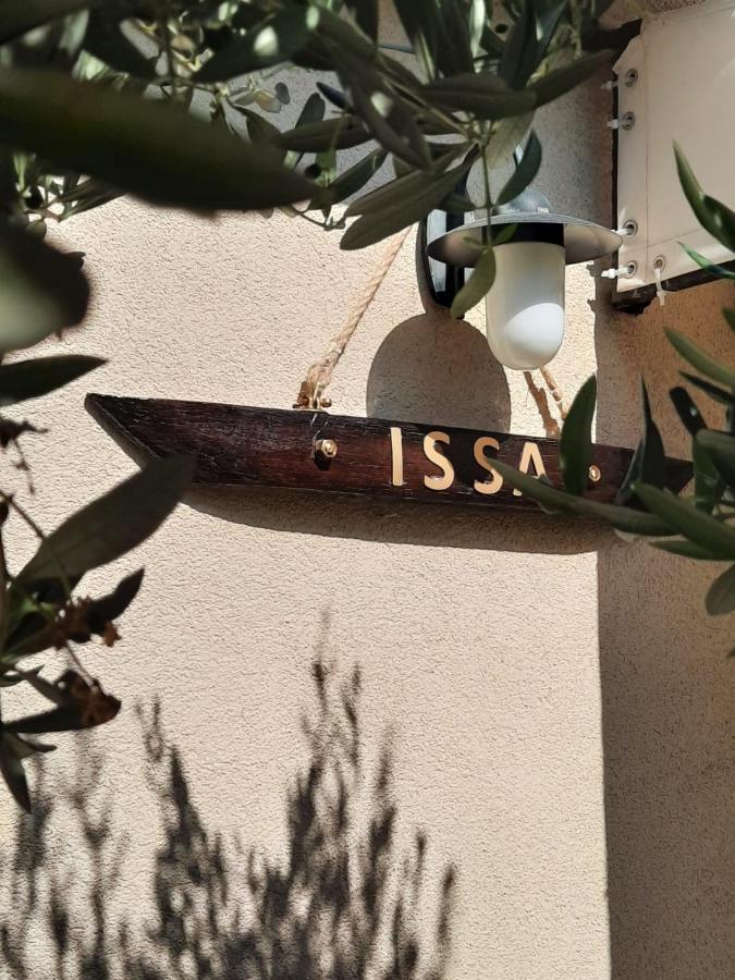 Issa Holiday Home - 3 Min Walk To Beach Kaštela 外观 照片